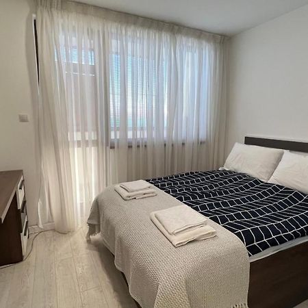 Luxurious Beach House w/ Wi-Fi + Parking Burgas City Exterior foto
